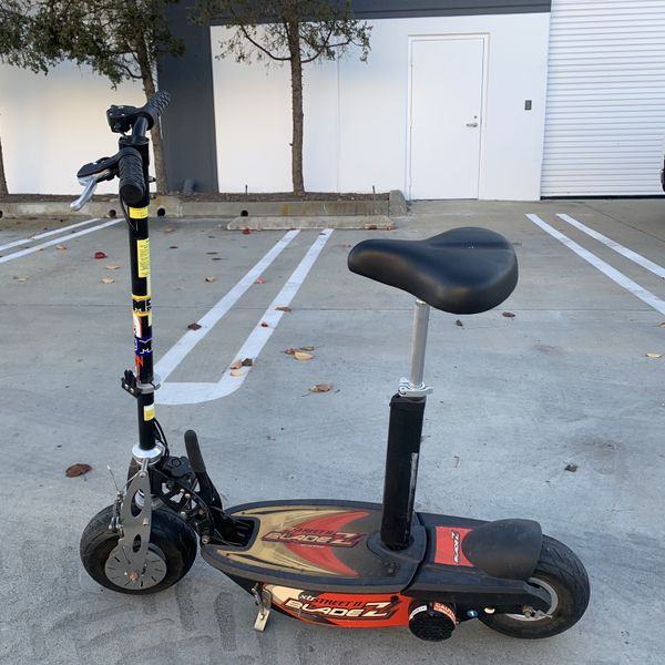 BladeZ XTR Street II 450 Watt Electric Scooter, brand new batteries