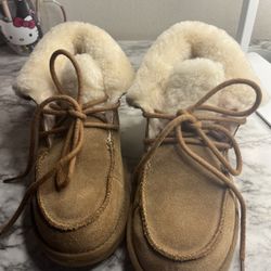 UGG Diara Slippers 