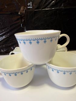 9- Corelle Corning Livingware Snowflake Garland Blue Coffee Tea Cups