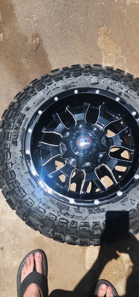 2019 Ford Ranger Wheels/Tires Aftermarket 18inch 265/65/R18 6X5.5 6X139.7