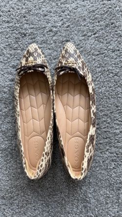 Coach flats