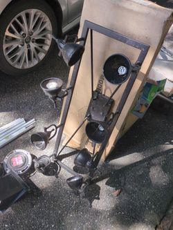 Hanging light fixture