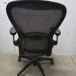 Herman Miller Aeron Size C Fully Ergonomic Task Chair 