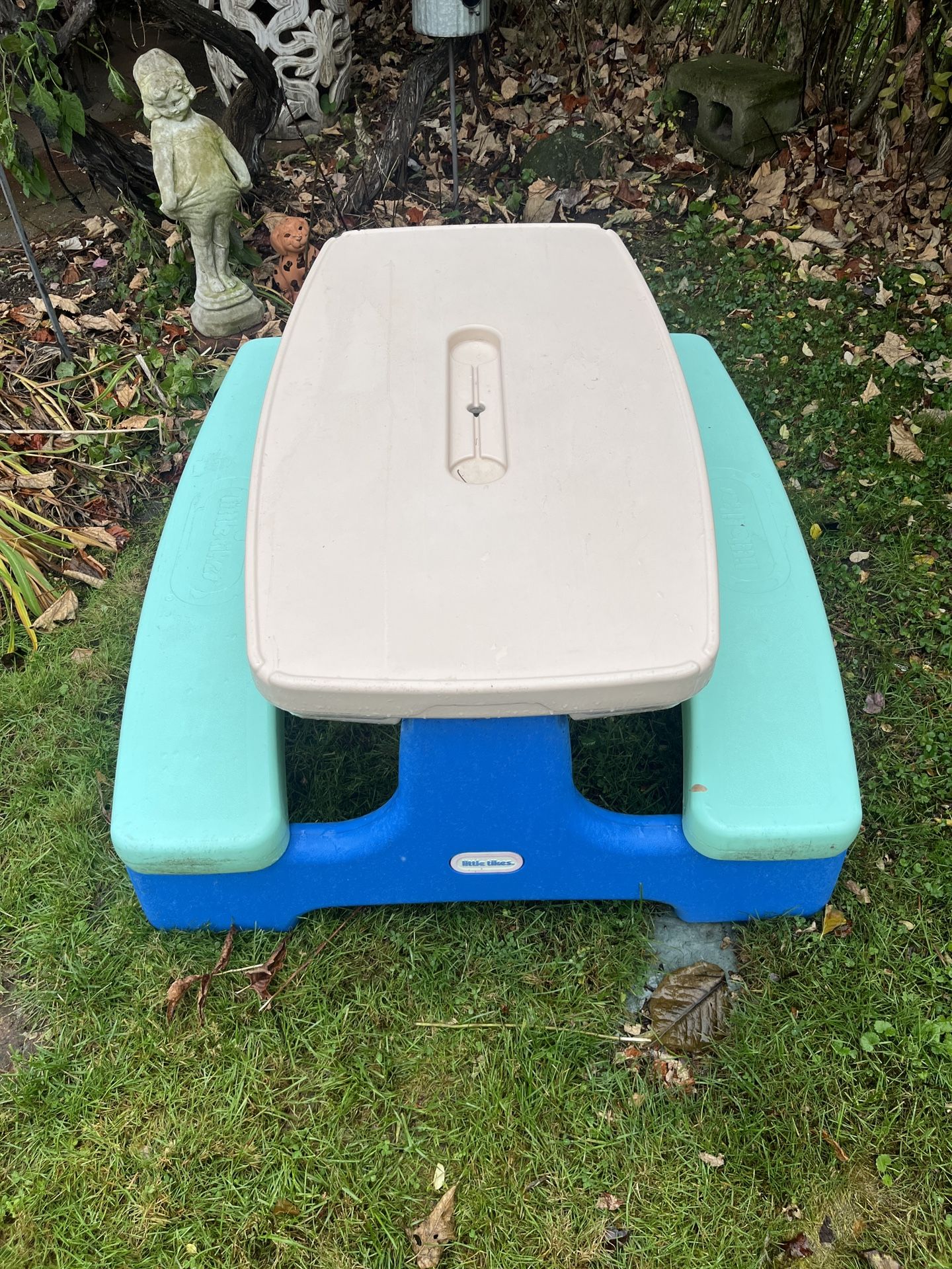 Little Tikes Picnic Table