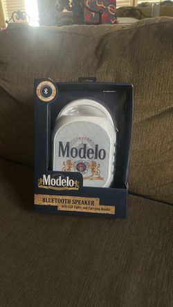 Modelo Bluetooth speaker