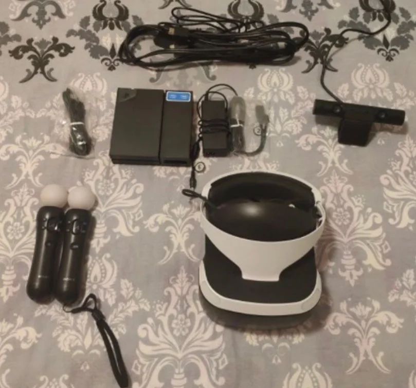 PS4 Vr Headset With Camera And Controllers (comes With All Wires