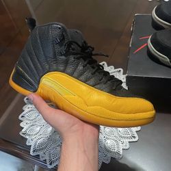 Jordan 12 University Gold