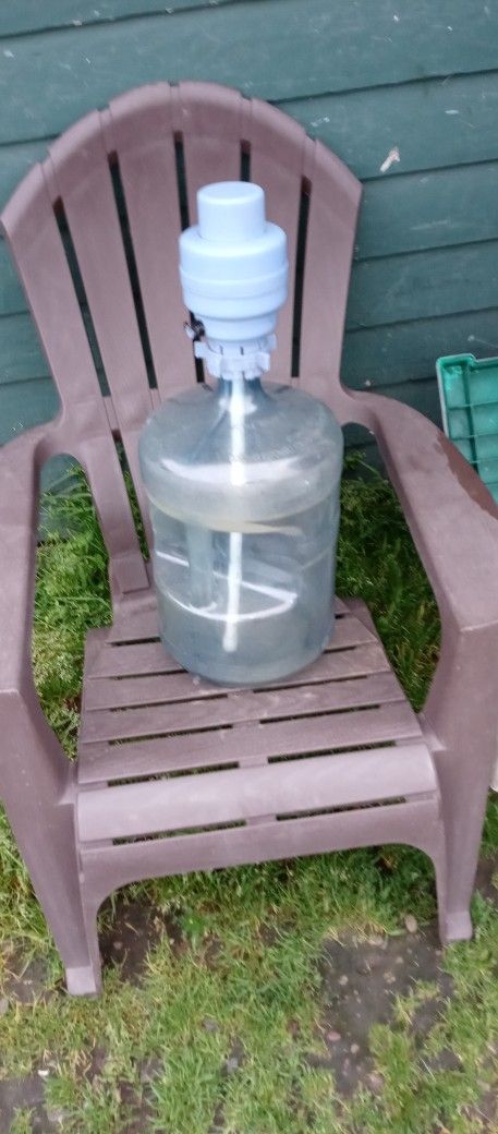 5 Gallon Bottle withpump