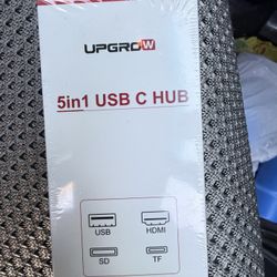 USB C Hub 5 In 1 