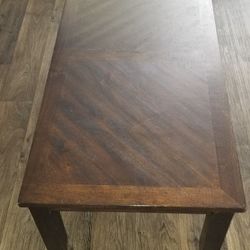 Living Room Coffee Table (Length 48 - width 24 - height 18)