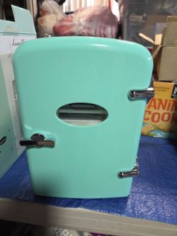 Danielle Creations cosmetic Fridge, New