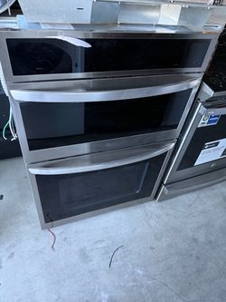 6.4 cu. ft. Smart Combi Wall Oven with Fan Convection, Air Fry in PrintProof Stainless Steel