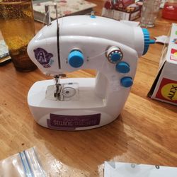 Stitch Perfect Sewing Machine 