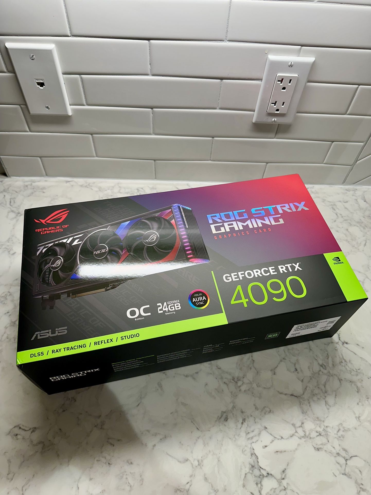 ROG Strix GeForce RTX™ 4090 OC Edition 24GB GDDR6X - Open Box