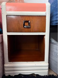 peachy end table with drawer