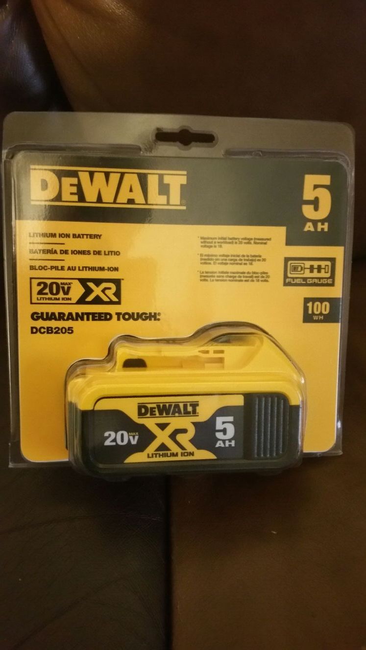 New dewalt 20v 20 volt max xr battery