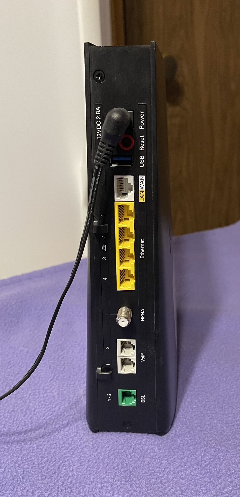 CenturyLink C2100T Router/Modem