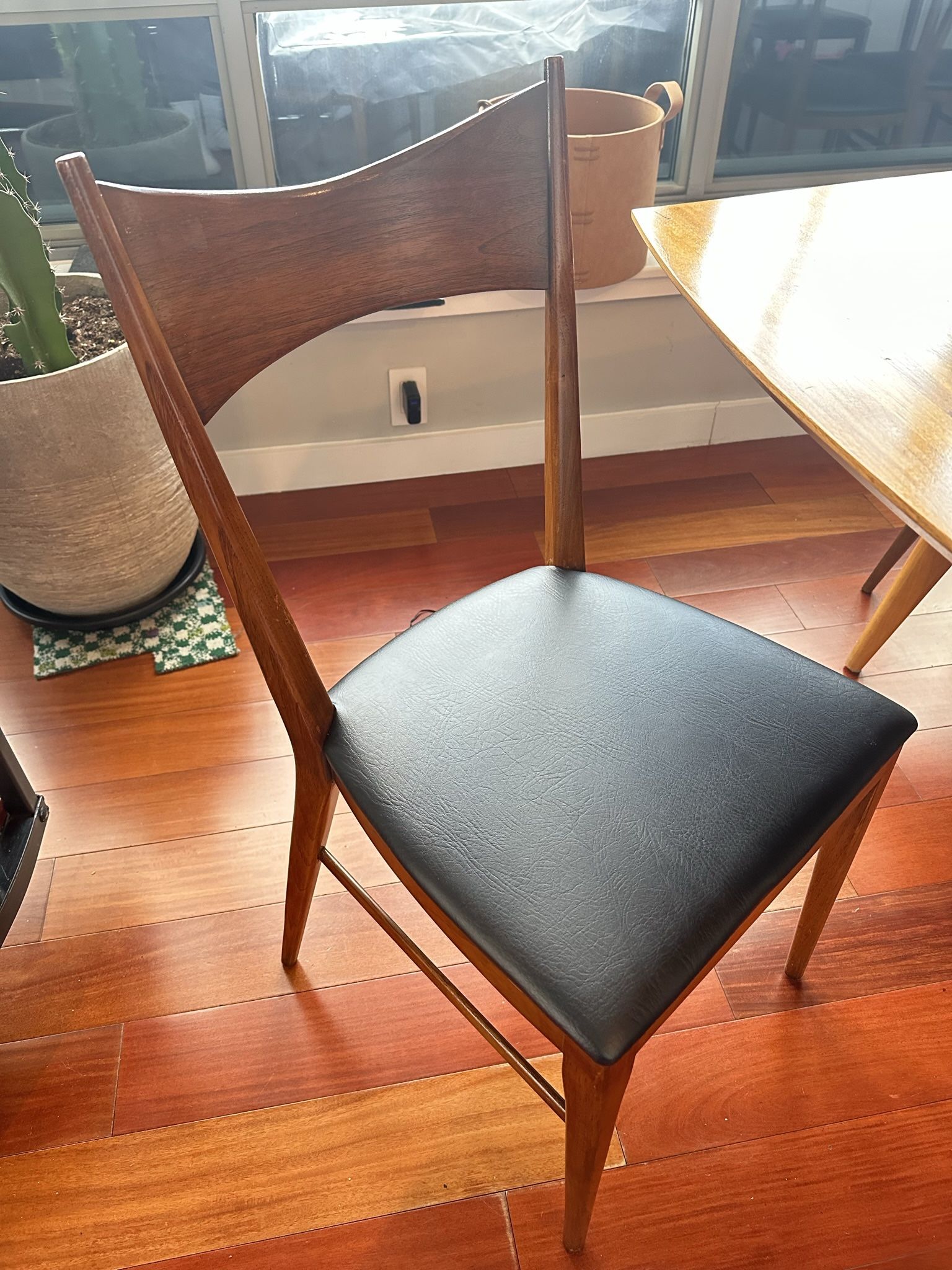 Mid Century Mahogany Paul McCobb set of 8 chairs