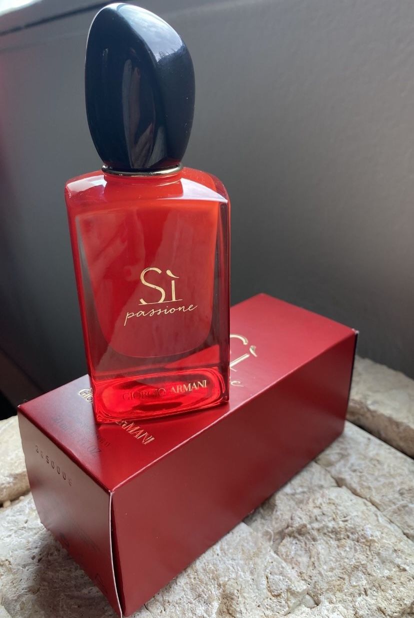 Giorgio Armani Si Passione Intense 1.7oz water 50mL Eau de Parfum