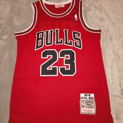 Michael Jordan Chicago bulls jersey size S M L XL