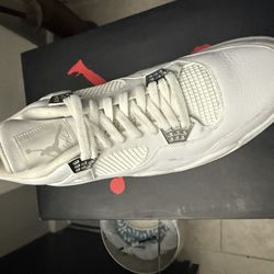 Jordan 4 “pure money”