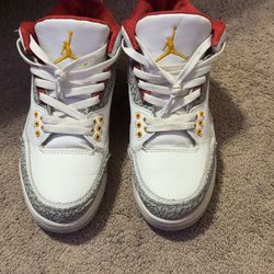 Jordan 3 Cardinal red
