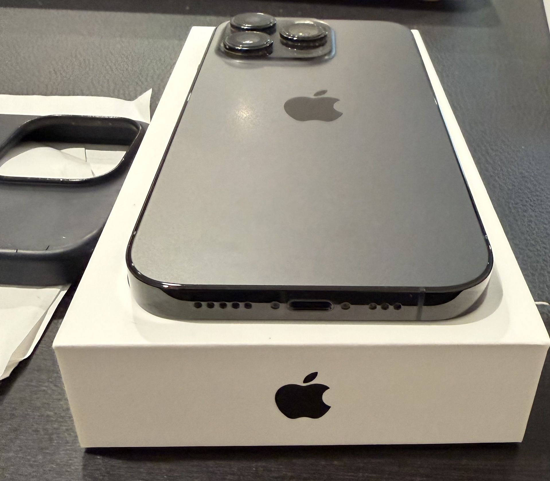 Used - iPhone 14 Pro