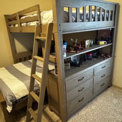 Full Over Full Bunk Bed Set With Dresser