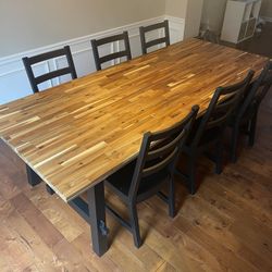 Dinner Table 