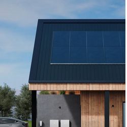 Multiple Solar Panels And Battery Powerwall 