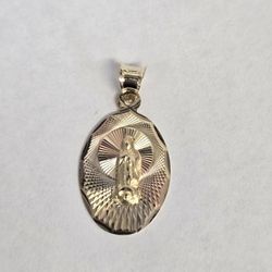 10kt Gold Oval Virgin Mary Charm