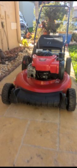 Lawn mower/Troy -bilt TB110 Briggs and Stratton 550 EX  Series 21"Push Mower!