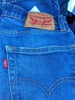 Levis