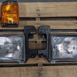 F250 Front Headlights 