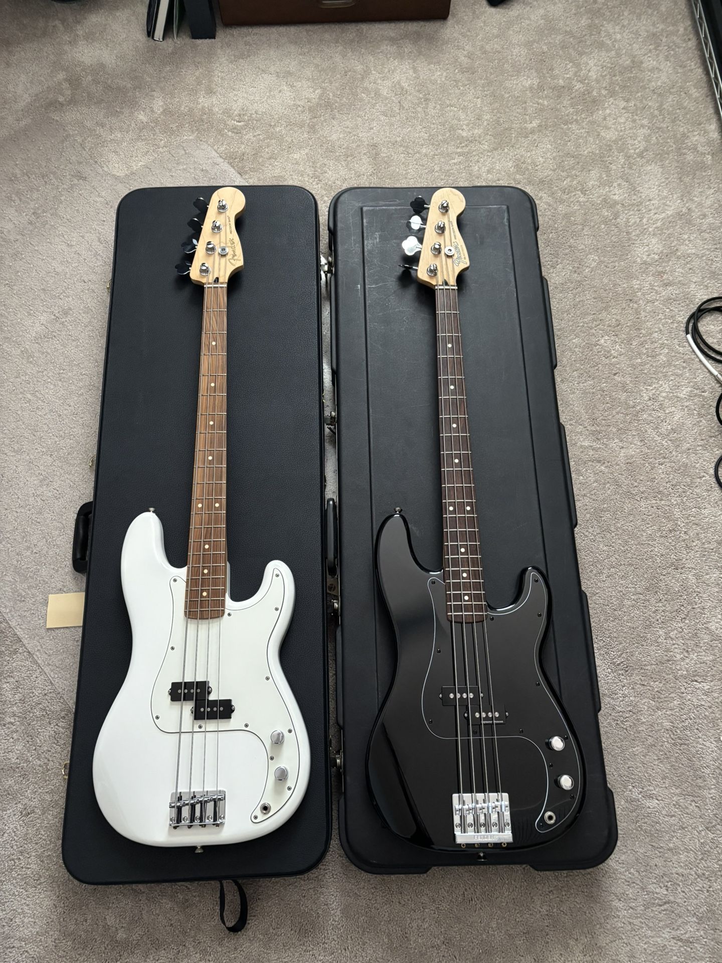Fender MIM Precision Basses With Hardshell Case