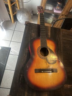 Wood guitar
