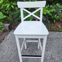 4 Counter Height Barstools