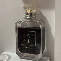 Kayali Vanilla 28 Edp 3.4oz 85% Full