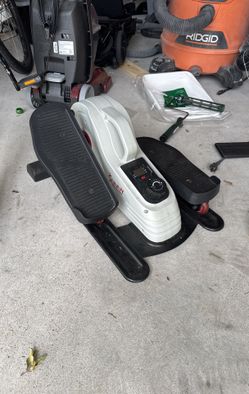 Sunny Health Under Desk Elliptical Machine