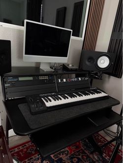RAB LS840 Studio Desk