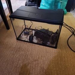 5.5 Gallon Aquarium