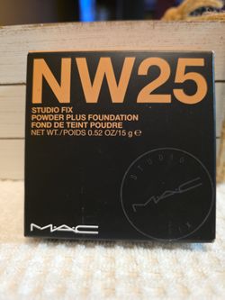 MAC Studio Fix Powder Plus Foundation NW25