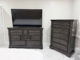 Dark Gray Wood Bedroom Set, Dresser, Chest and Two Nightstands