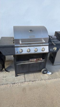 Super space propane grill
