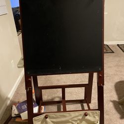 Easel 