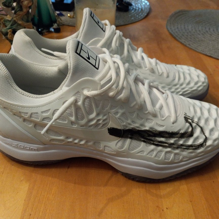 Nike Zoom Cage 3 Rafael Nadal for Sale in West Palm Beach, FL