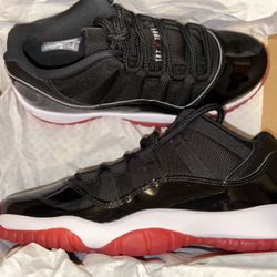 Low Bread 11s Women Size 7