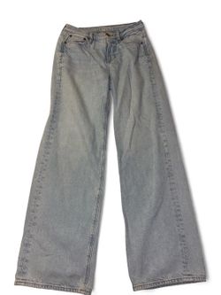 Light wash American Eagle Jeans