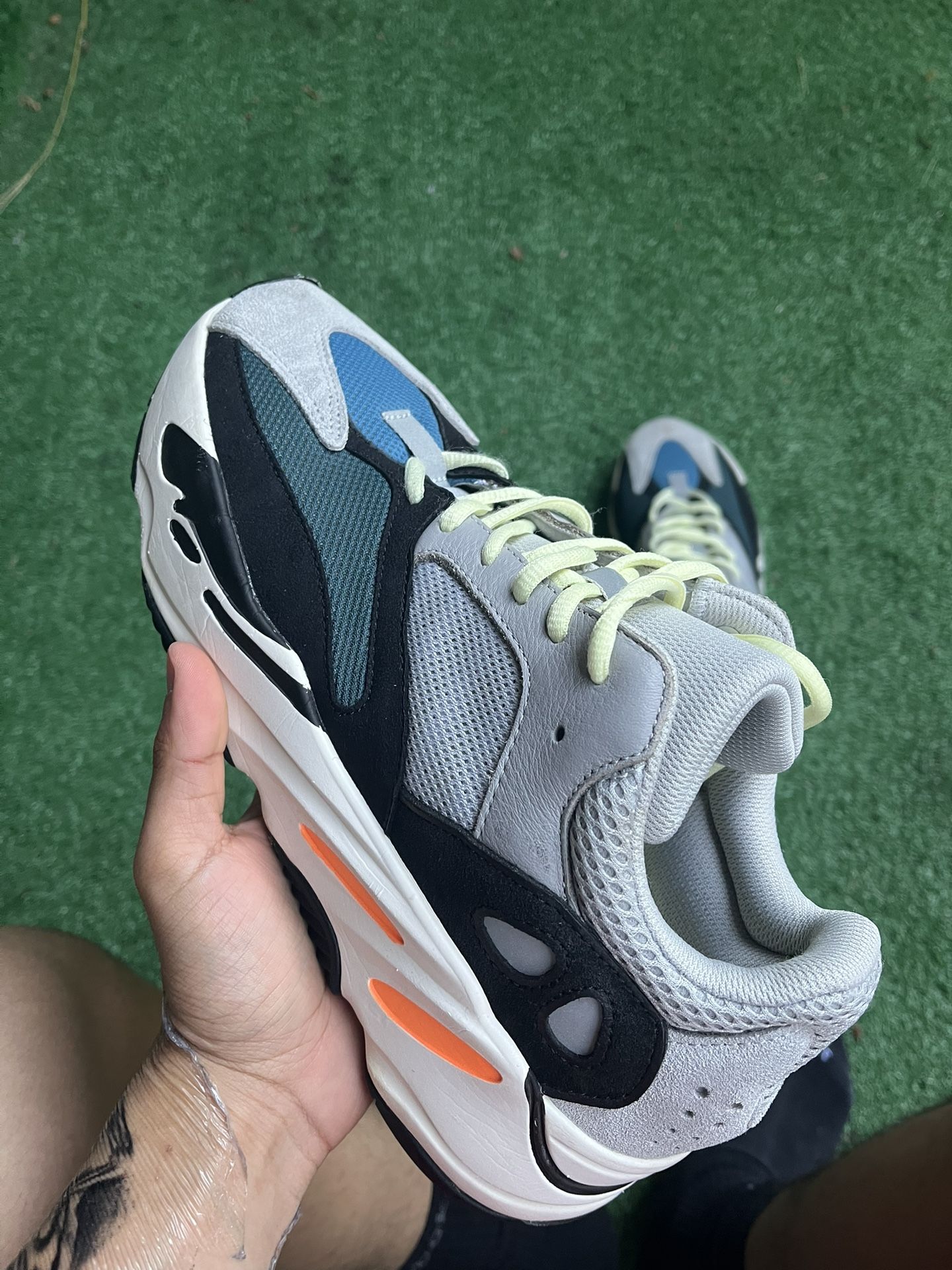 Yeezy Boost 700 Wave Runner Size 9