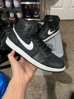 Sz 11 Jordan 1s Black $30 FIRM NO TRADES